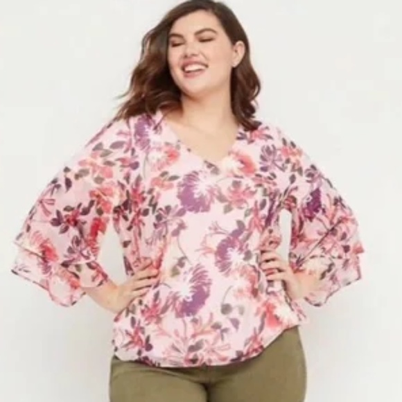 Lane Bryant Pink Floral V Neck Blouse Size 18/20 - Picture 1 of 6